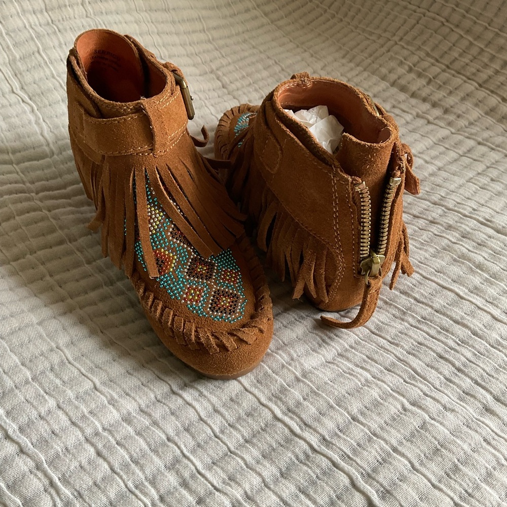Ash serpico bootie in cookie color suede
